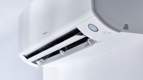 Nástenná klimatizácia DAIKIN Perfera 2.0 kW FTXM20A + RXM20A9 - Image 2